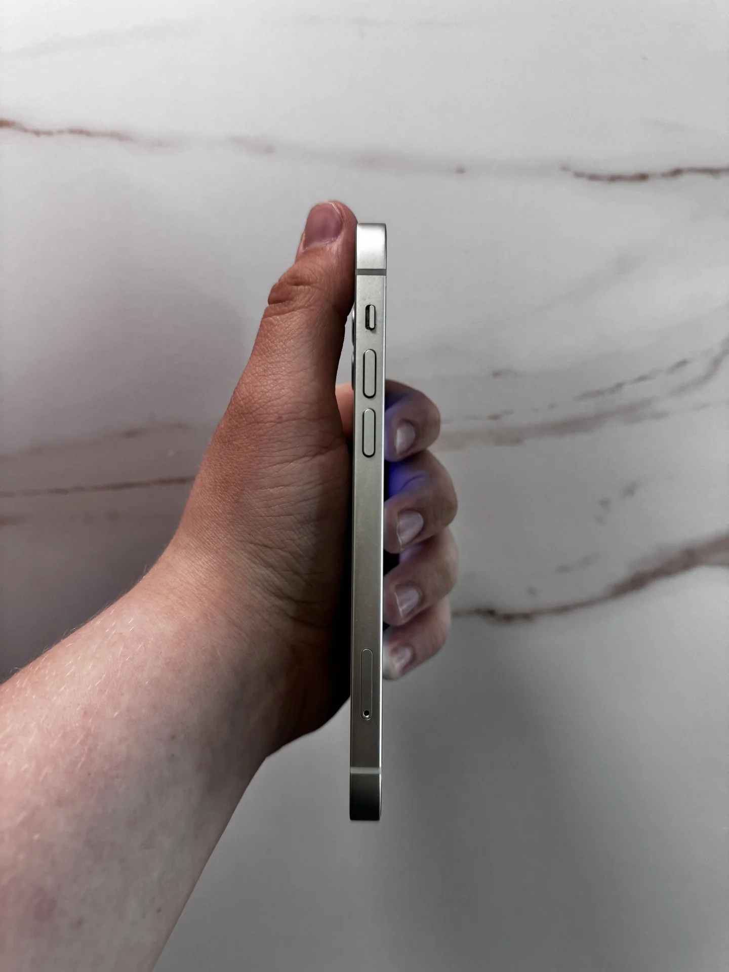 iPhone 12 - миниатюра 2