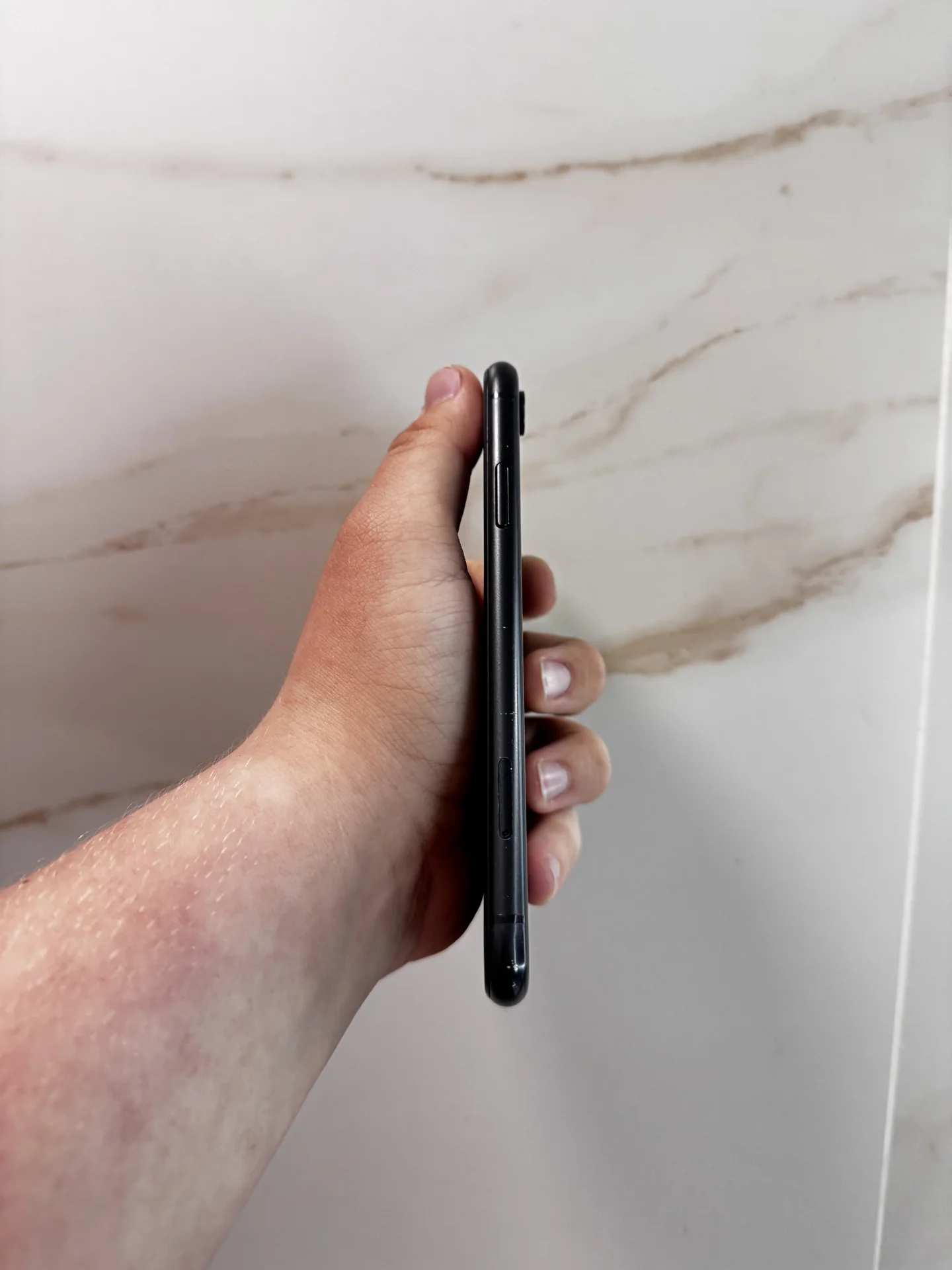 iPhone Xr - миниатюра 2