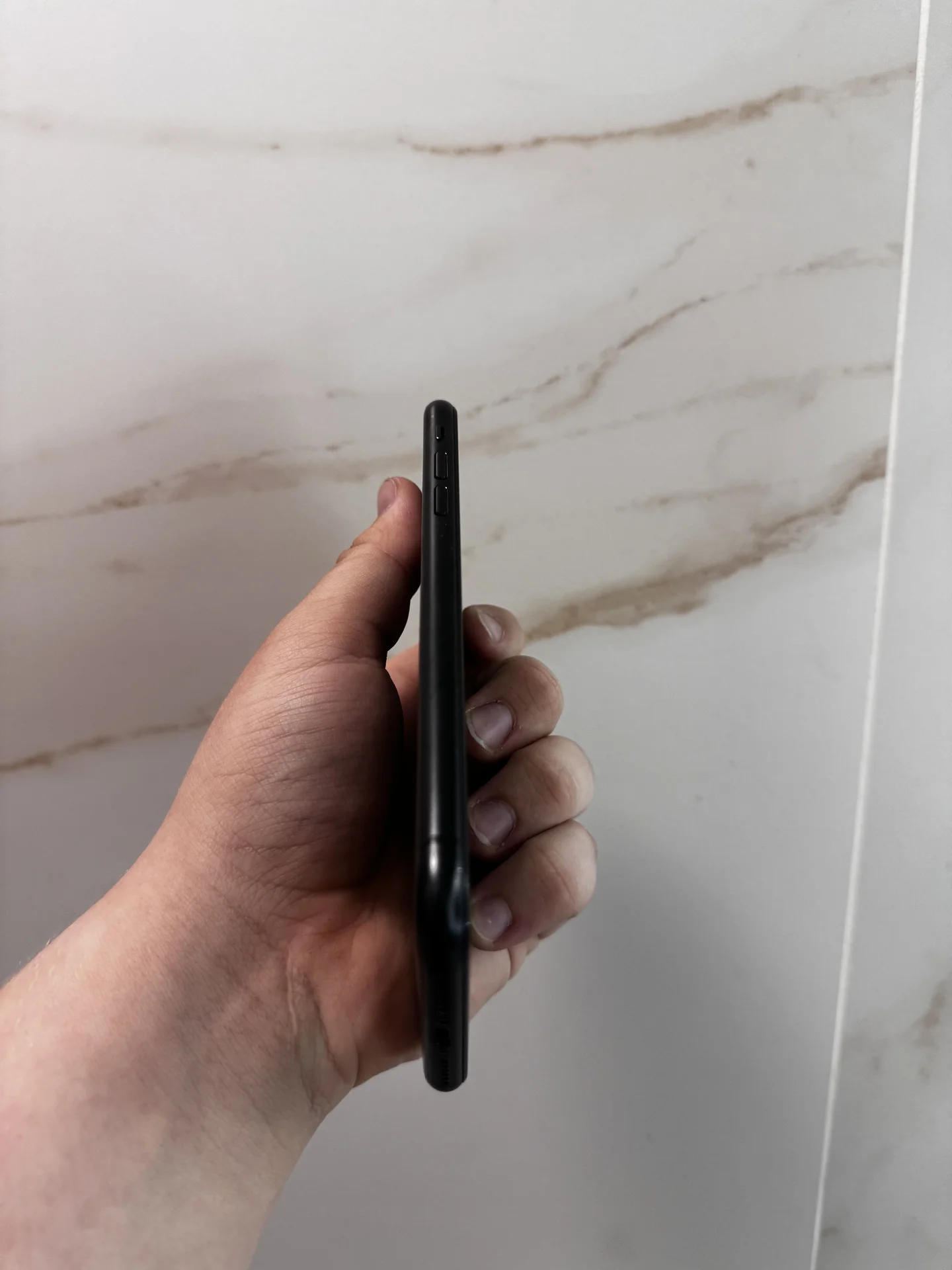 iPhone Xr - миниатюра 3