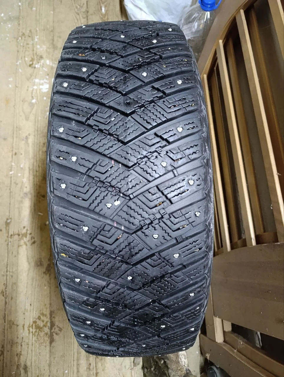 Шины Goodyear UltraGrip Ice Arctic SUV 215/65 R17 - миниатюра 8