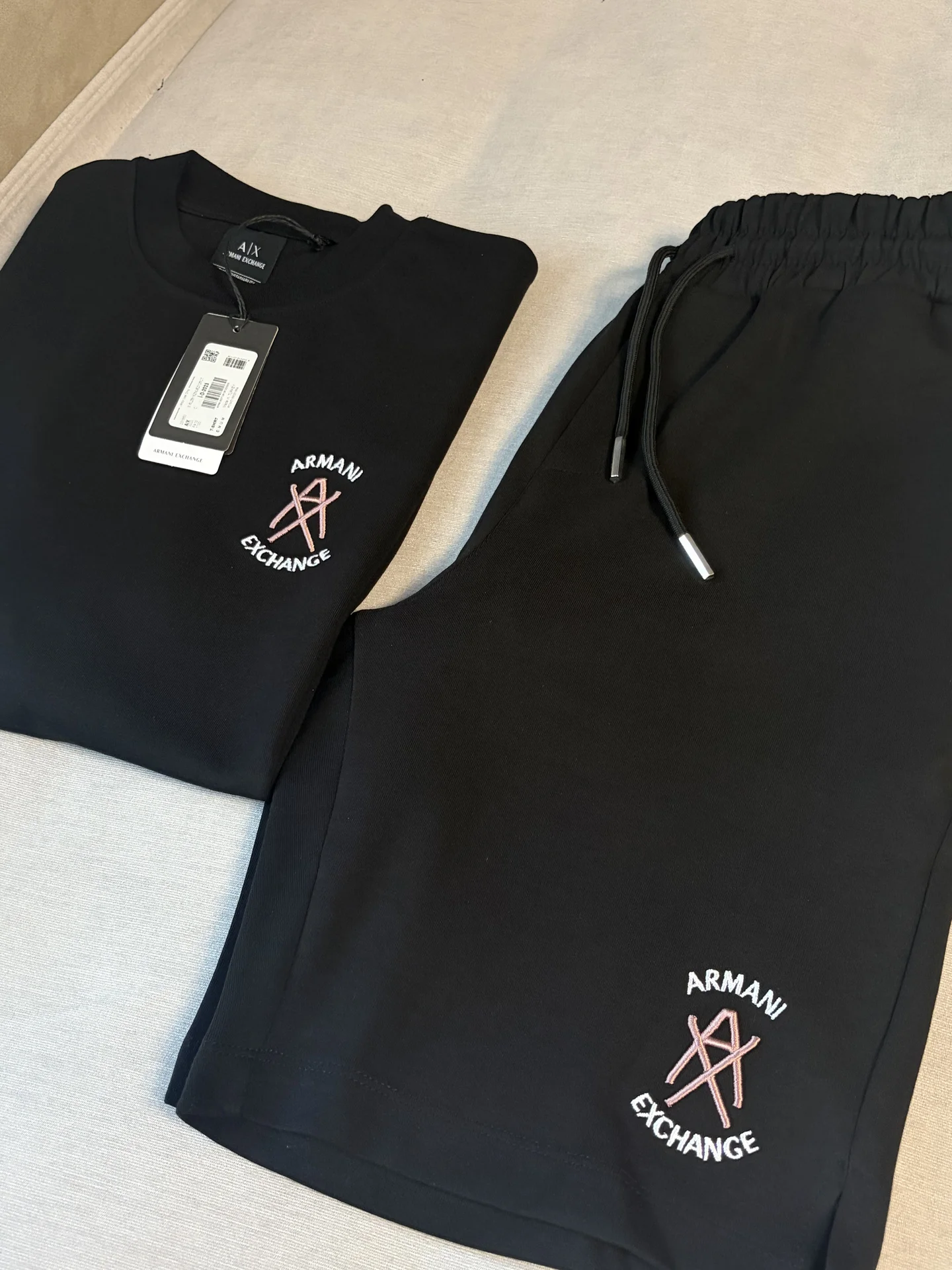Шорты и Футболка Armani Exchange комплект - миниатюра 2