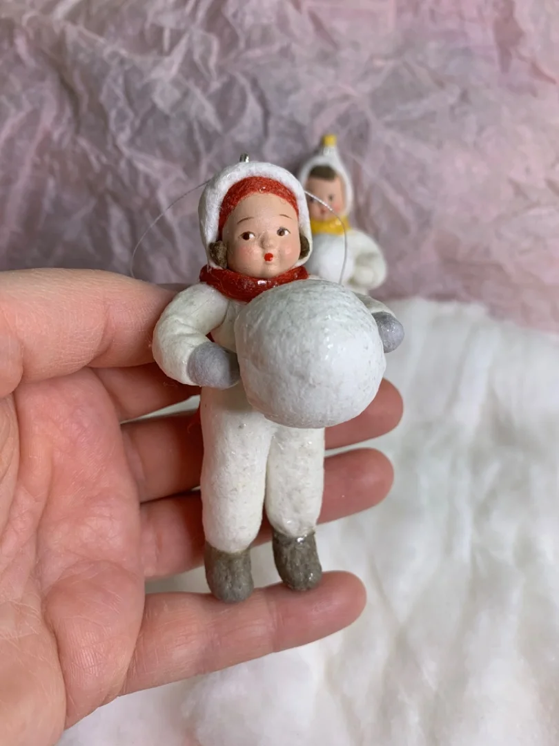 Ватные ёлочные игрушки, ребёнок со снежком - миниатюра 2