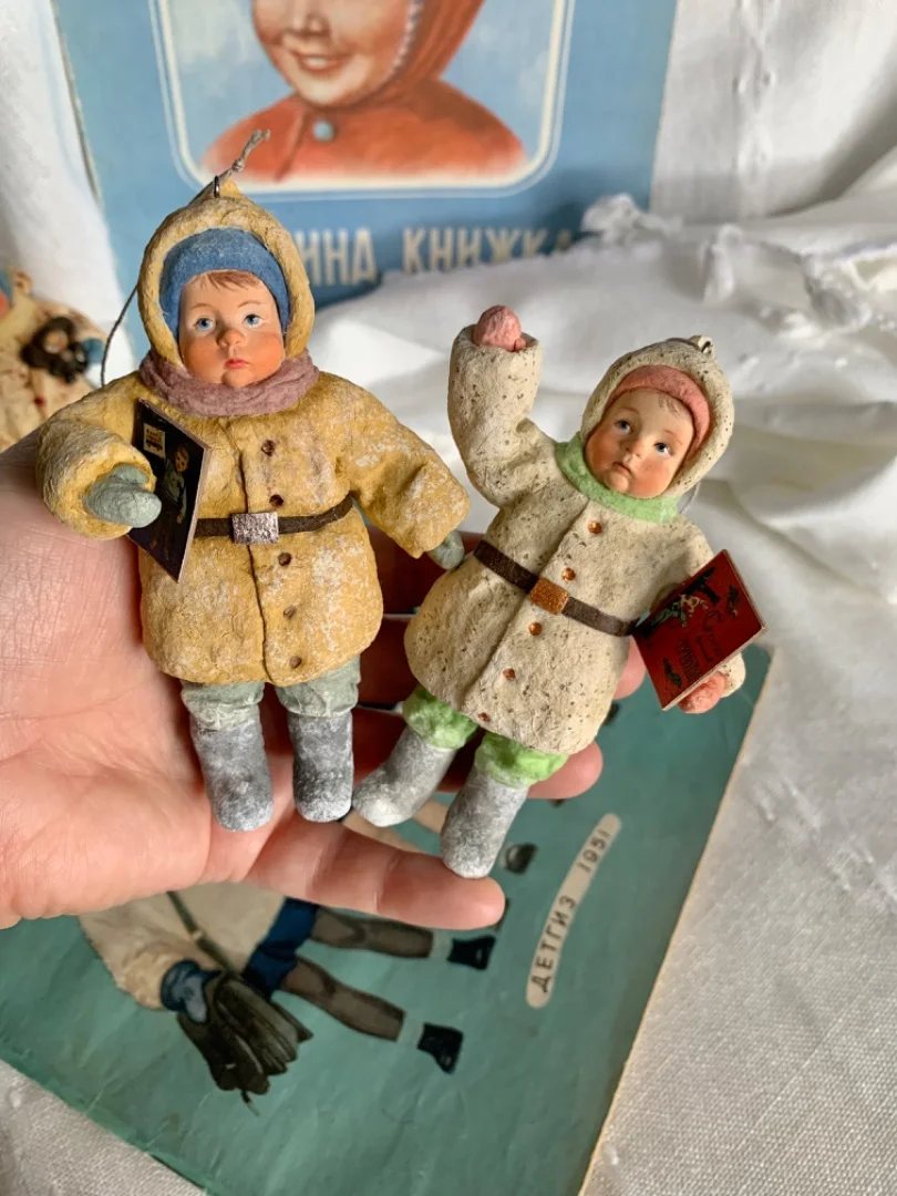 Ватные ёлочные игрушки, ребёнок со снежком