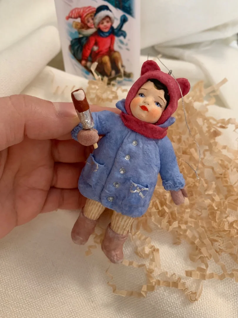 Ватная елочная игрушка, девочка с эскимо - миниатюра 2
