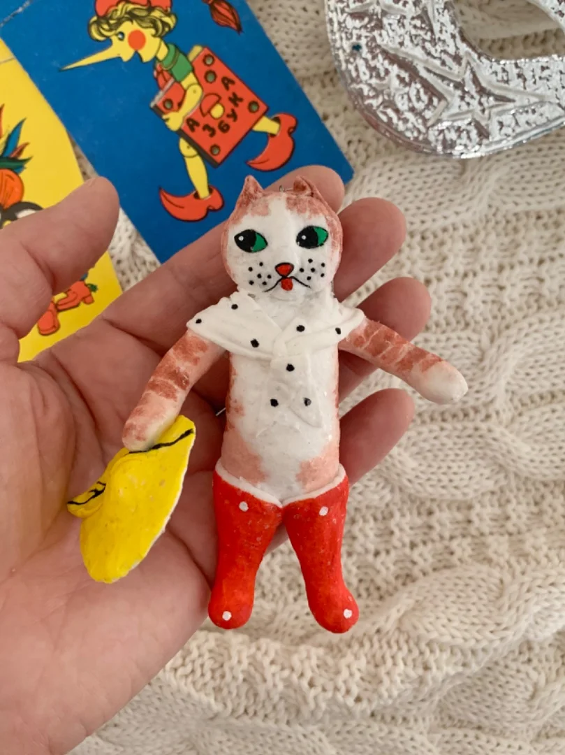 Ватная елочная игрушка Кот в сапогах - миниатюра 2