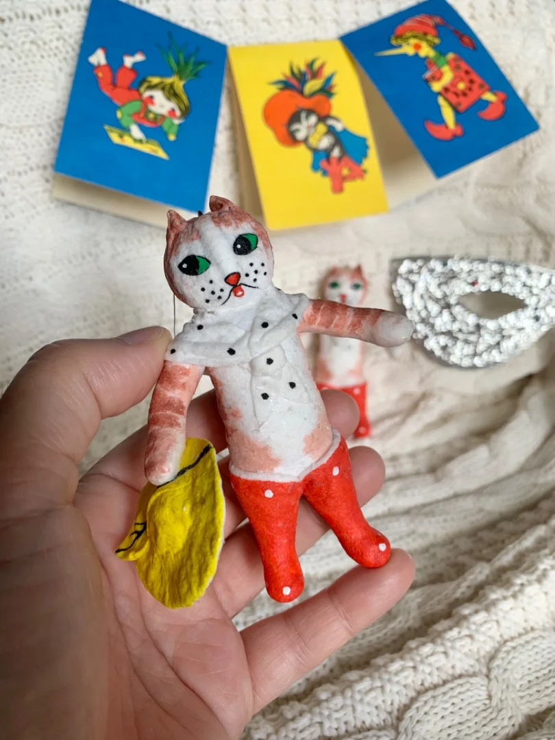 Ватная елочная игрушка Кот в сапогах - миниатюра 3
