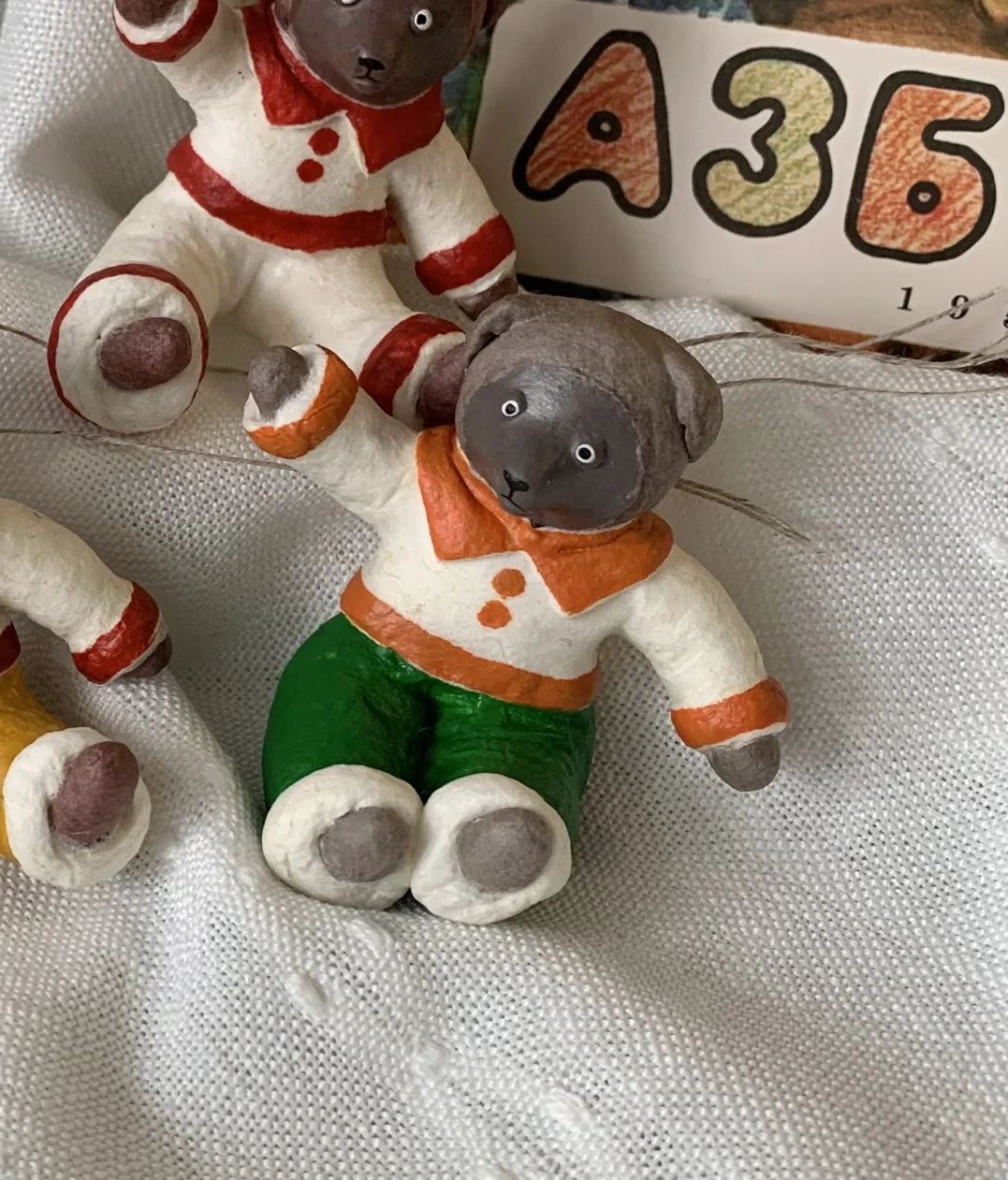 Ватная елочная игрушка медведь - миниатюра 3