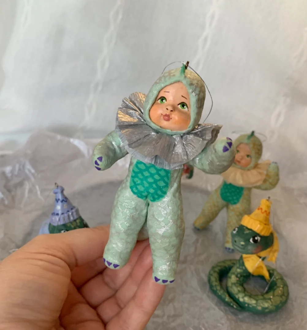Ватная елочная игрушка дракончик