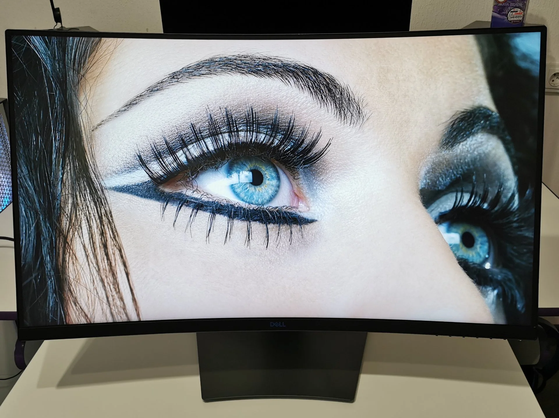 Монитор Dell s3220dgf (2к,32д,165герц,10bit) - миниатюра 4
