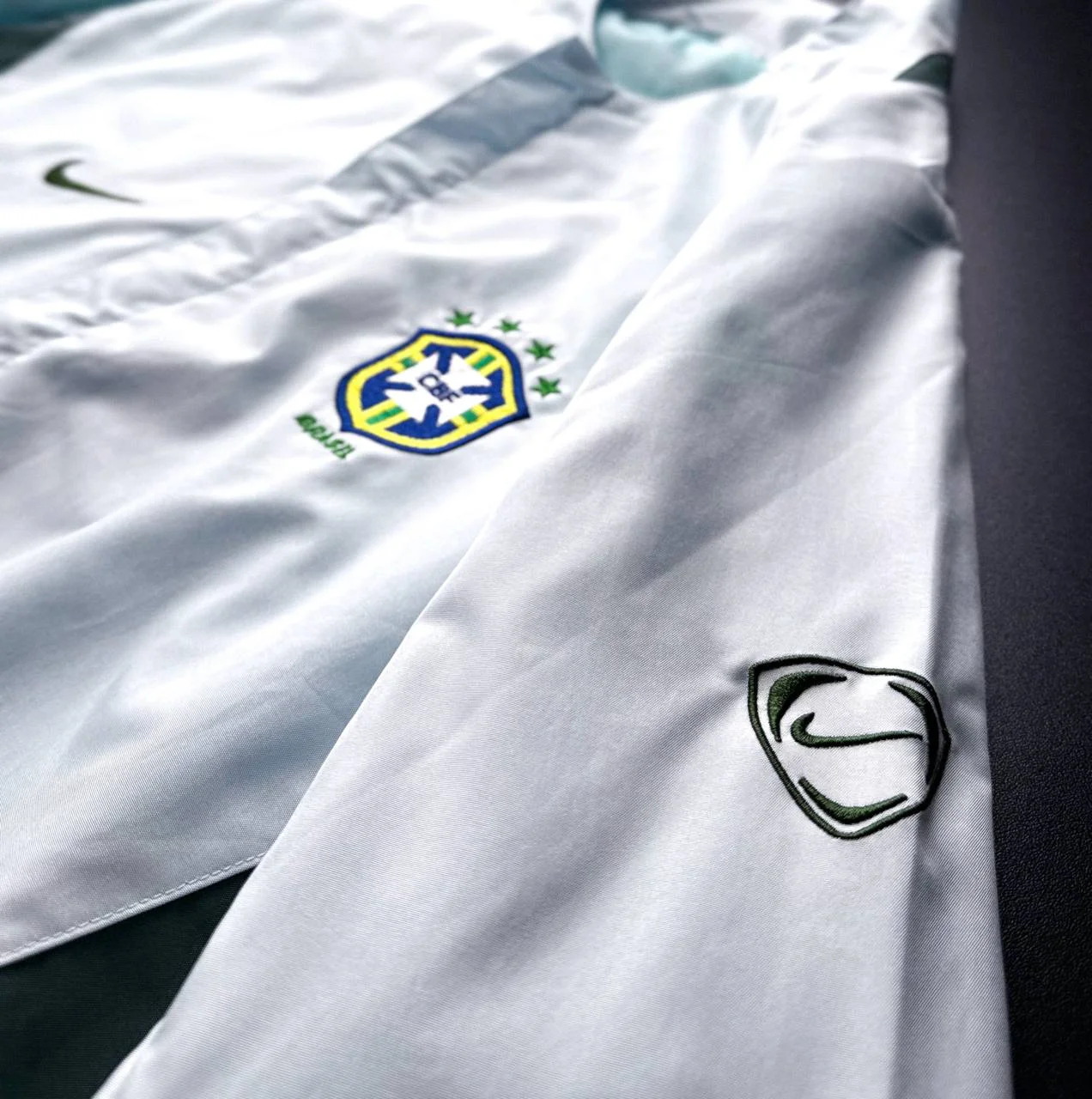 Ветровка Nike Brazil - миниатюра 6