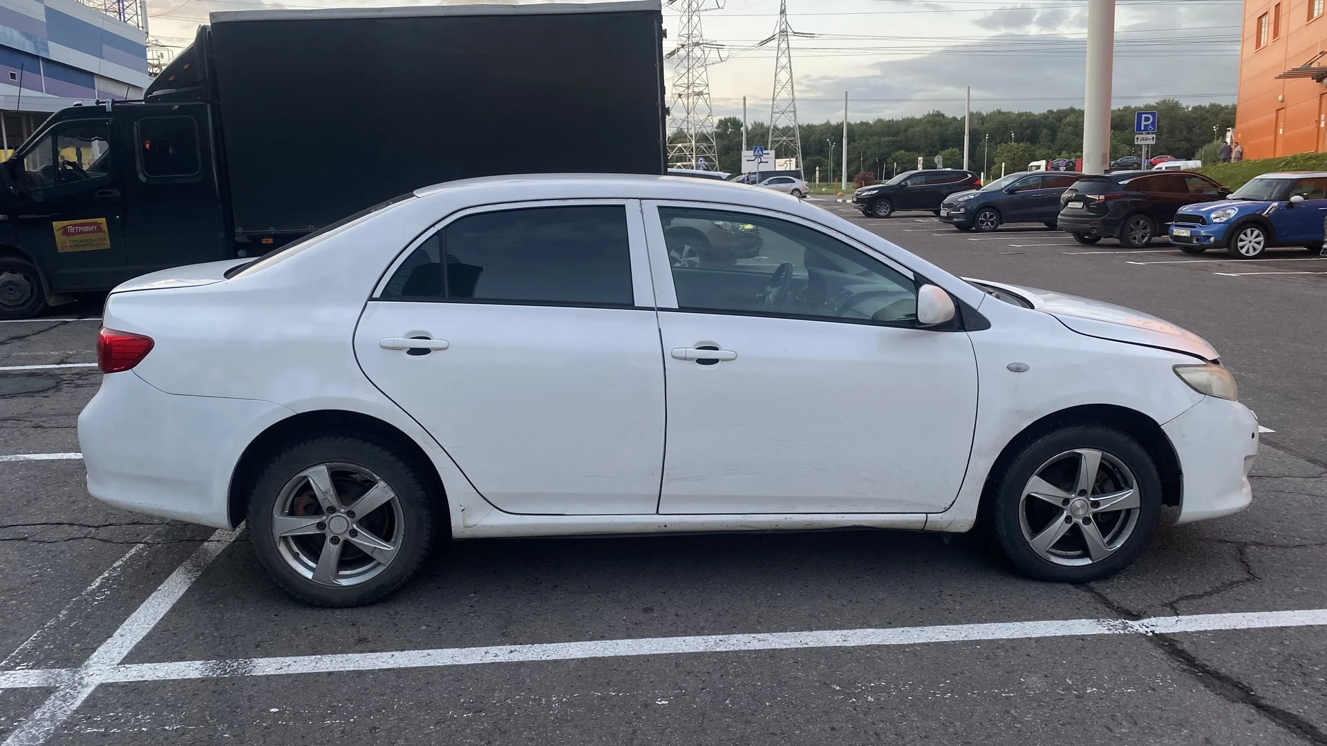 toyota corolla e150 - миниатюра 3
