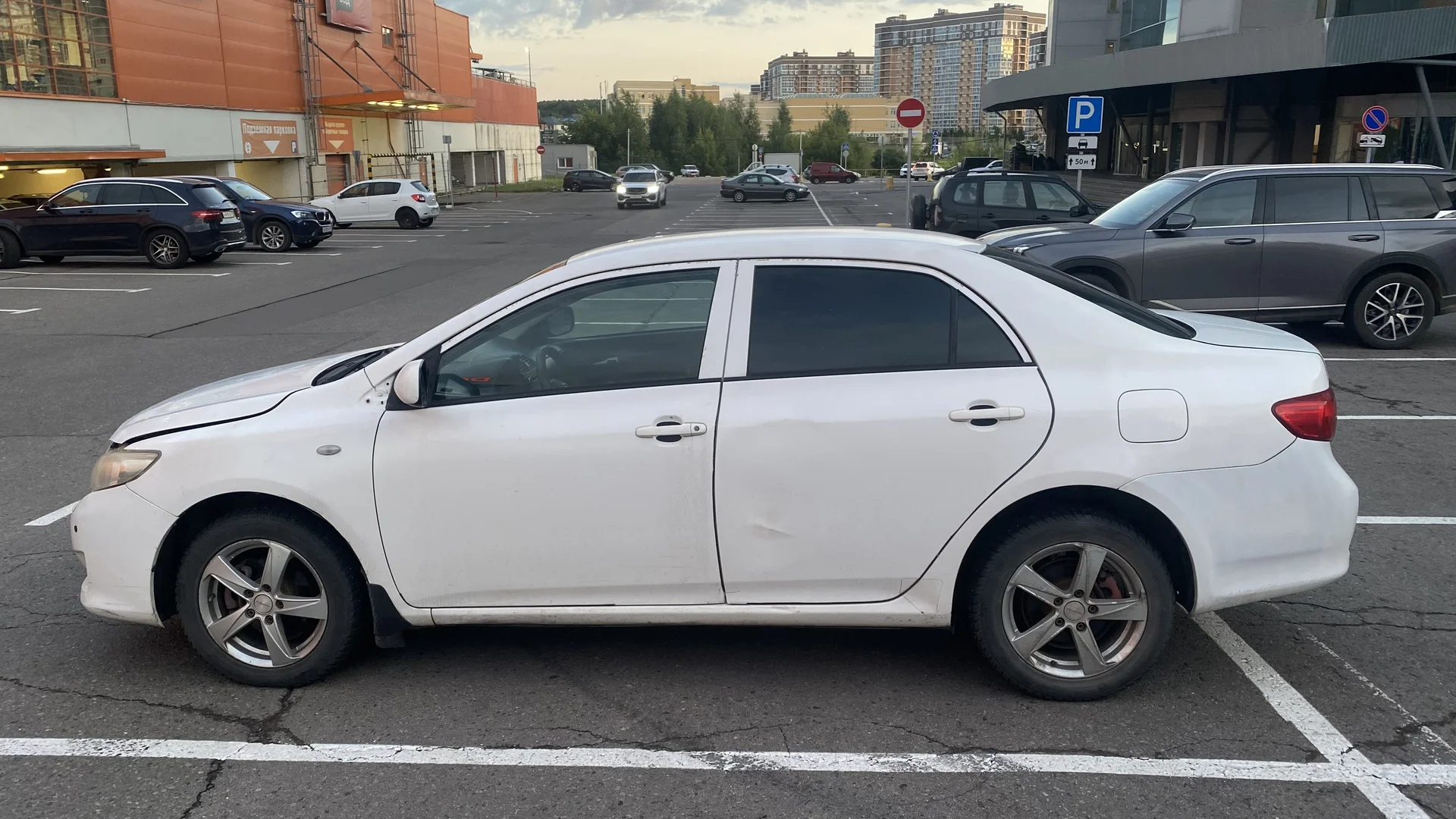 toyota corolla e150 - миниатюра 4