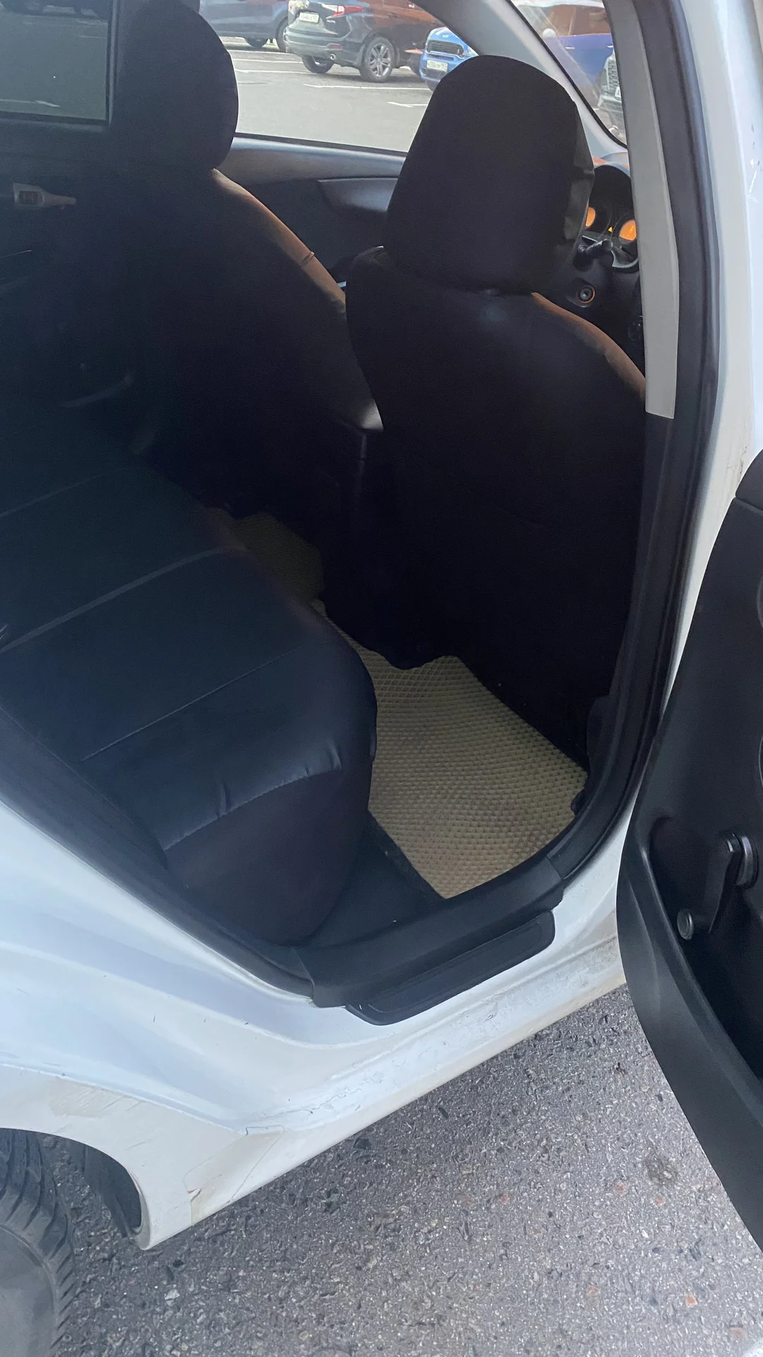 toyota corolla e150 - миниатюра 13
