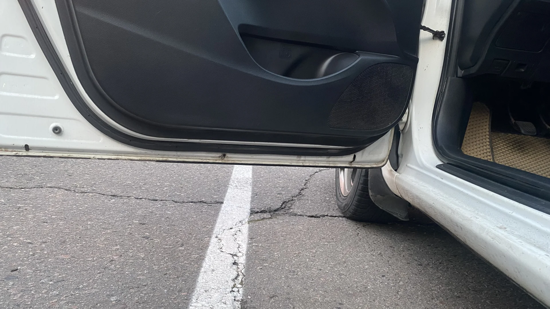 toyota corolla e150 - миниатюра 14