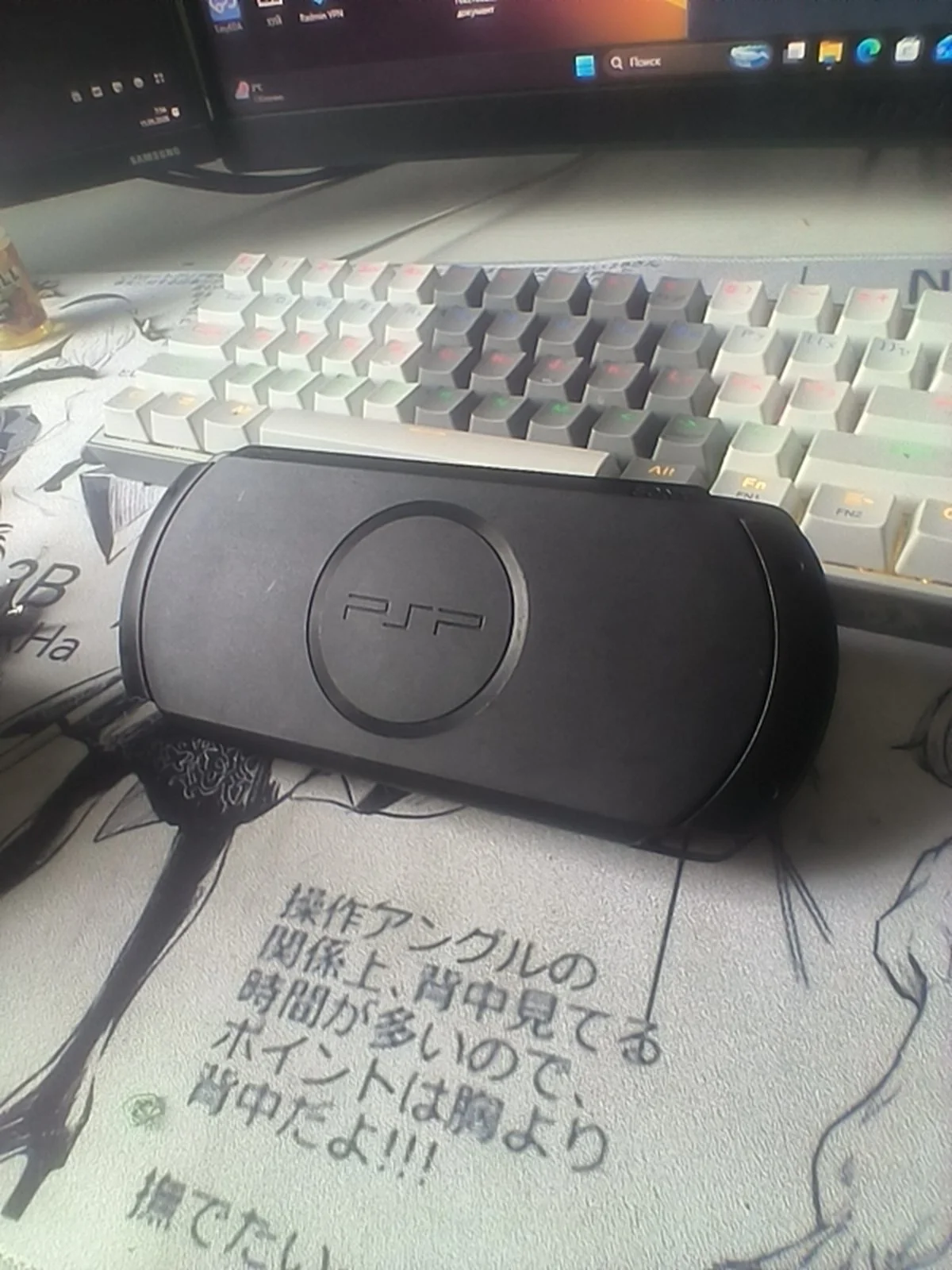 PSP go 1000 - миниатюра 2