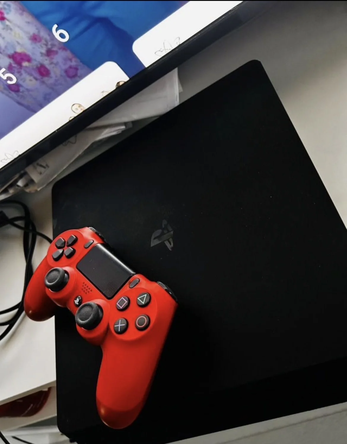 Продаю Sony PlayStation 4 Slim - миниатюра 2