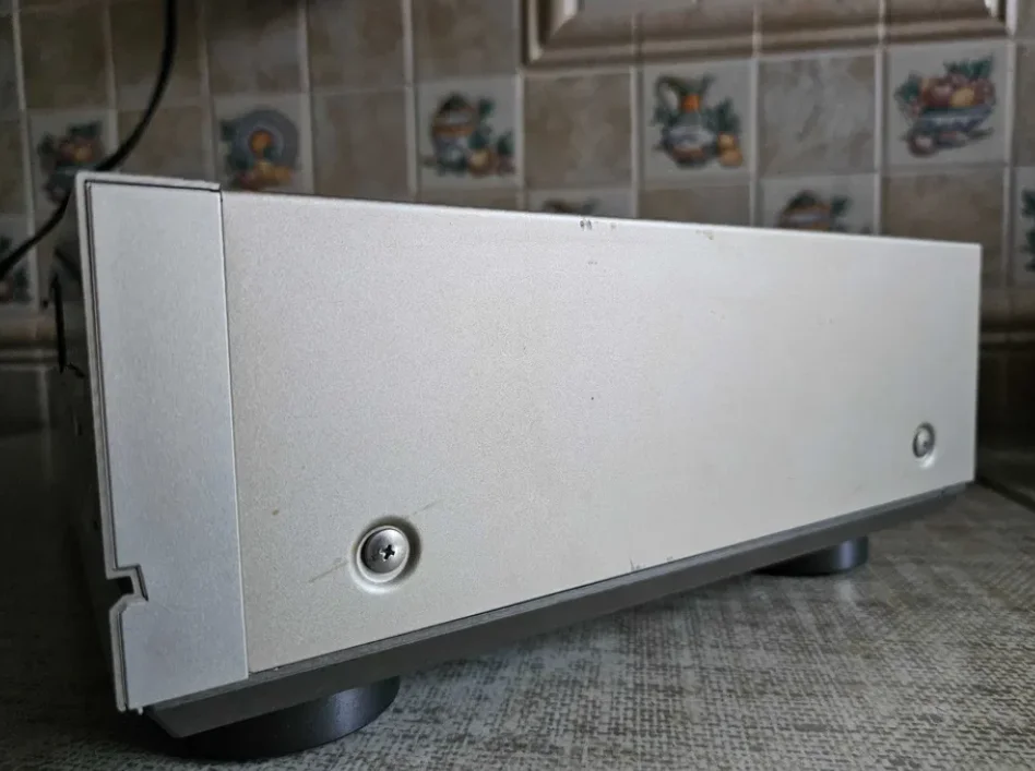 CD проигрыватель Panasonic - миниатюра 6