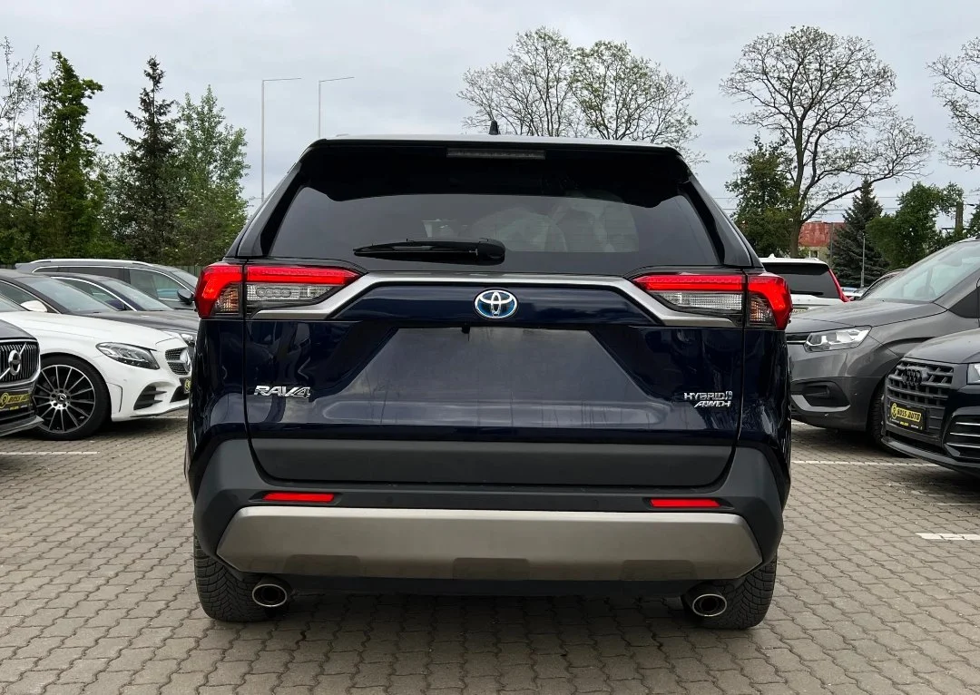 Toyota RAV4 - миниатюра 4