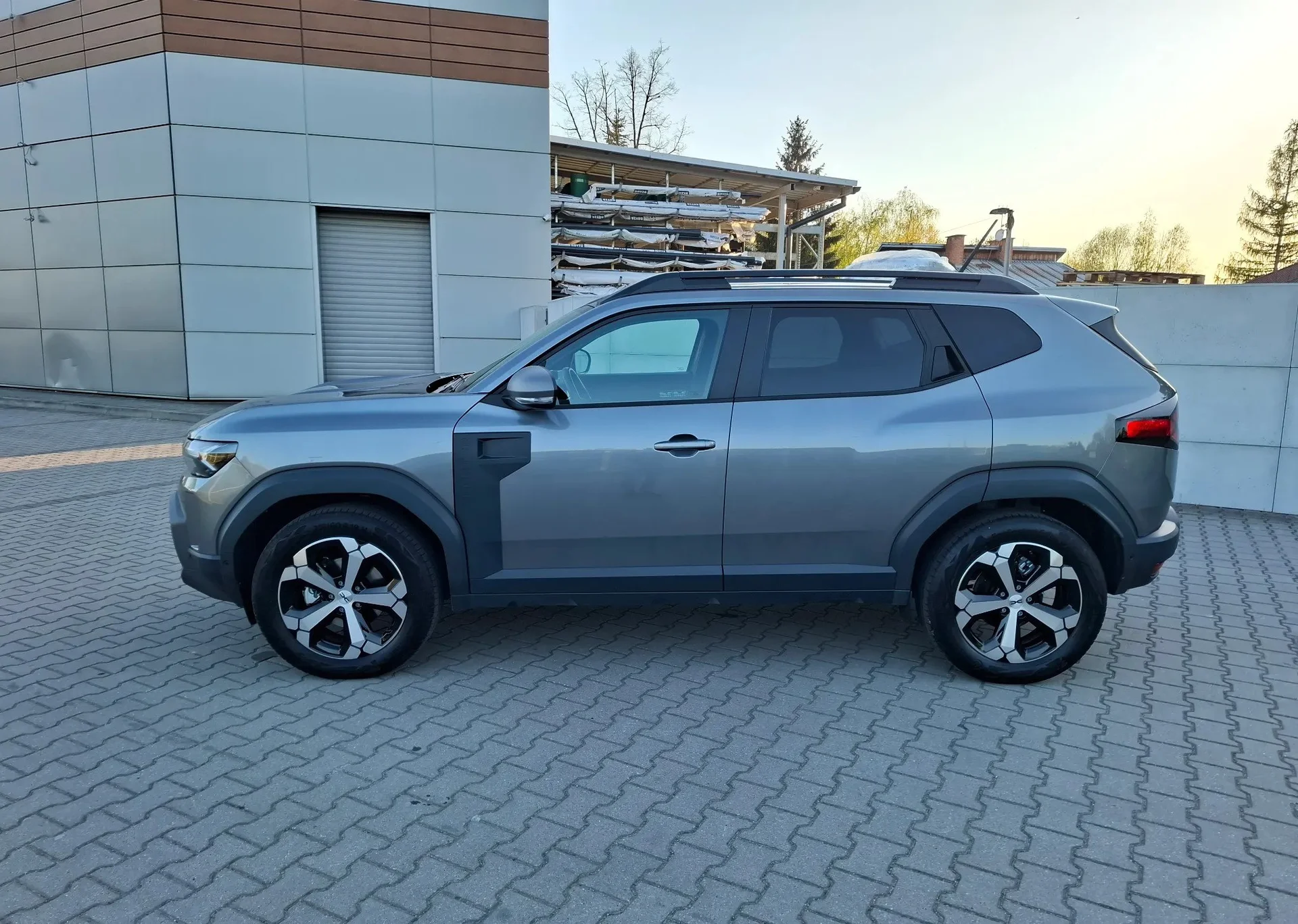 Dacia Duster - миниатюра 3