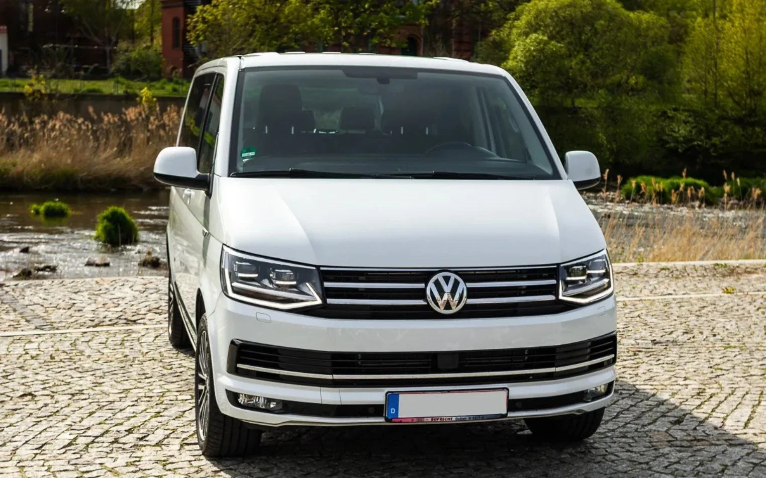 Volkswagen Multivan - изображение 1