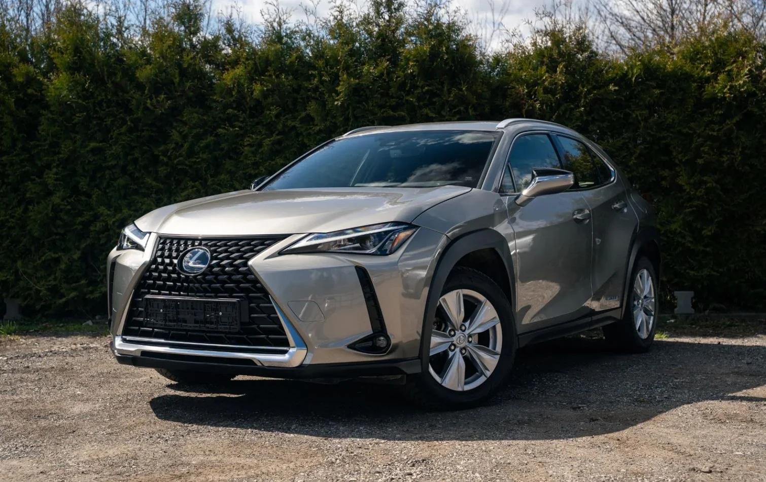 Lexus UX 250h - миниатюра 3