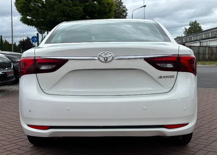 Toyota Avensis - миниатюра 4