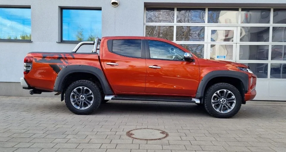Mitsubishi L200 - миниатюра 2