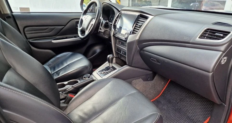 Mitsubishi L200 - миниатюра 7