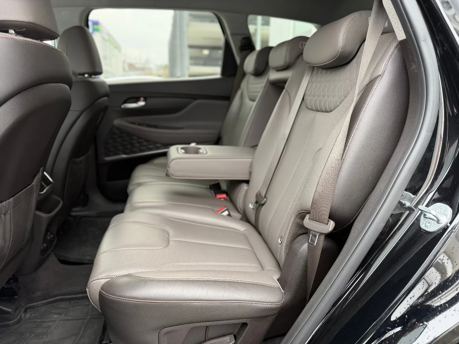 Hyundai Santa Fe - миниатюра 9