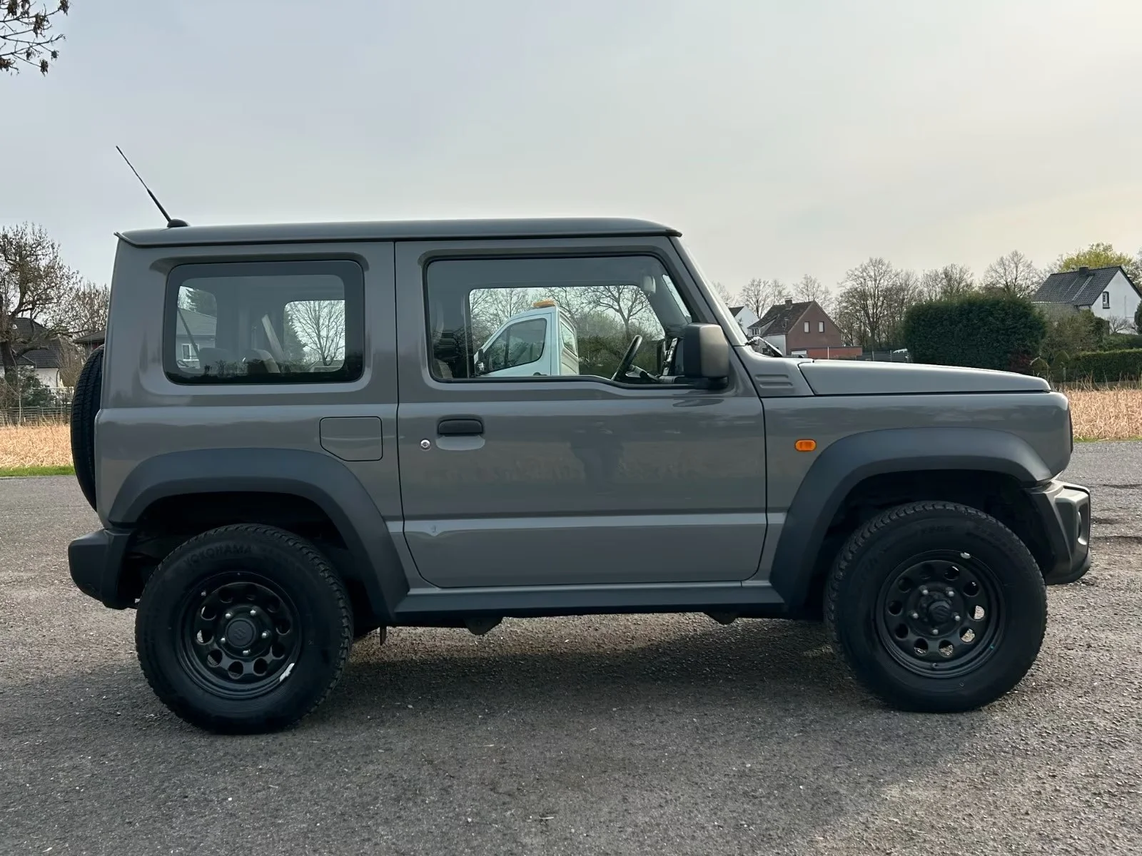 Suzuki Jimny - миниатюра 2