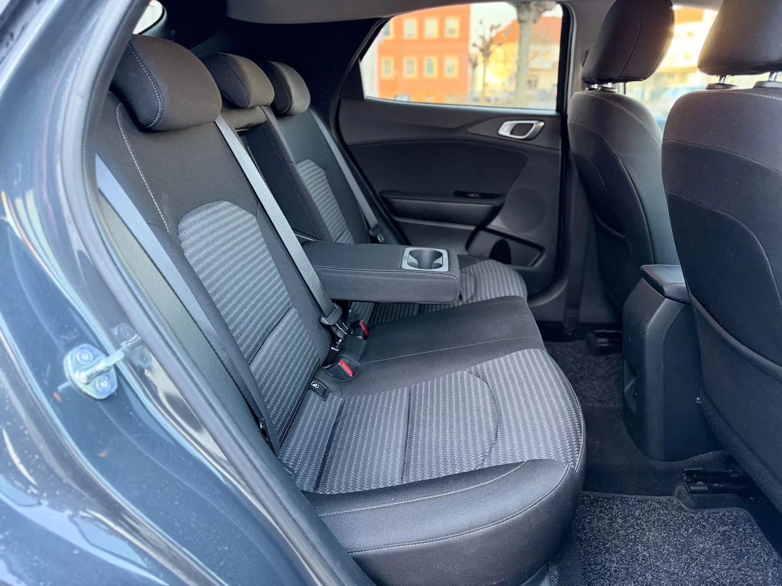 Kia XCeed - миниатюра 10