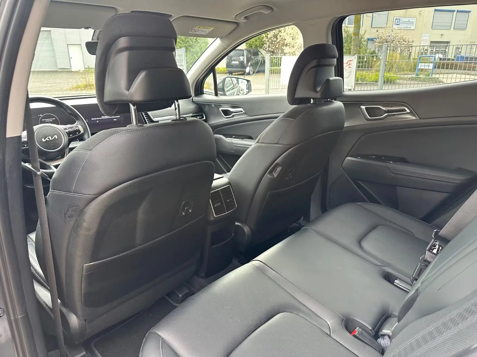 Kia Sportage - миниатюра 10