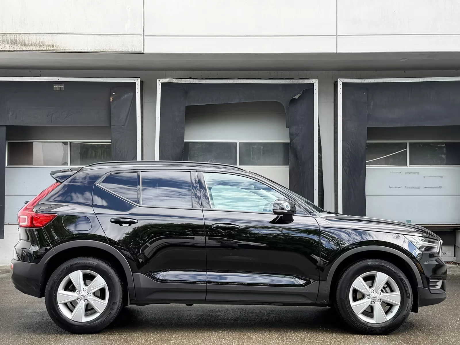Volvo XC40 - миниатюра 2