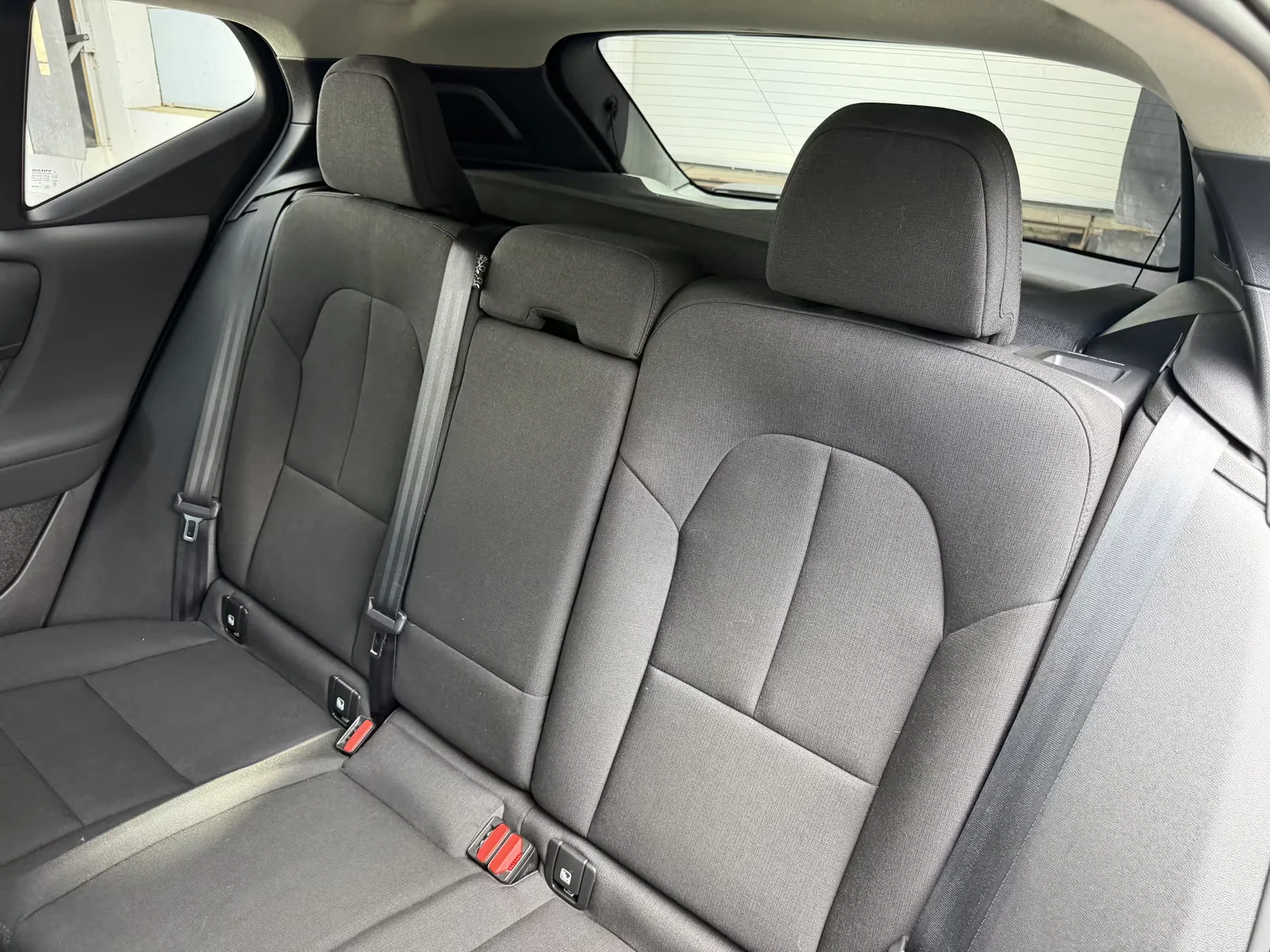 Volvo XC40 - миниатюра 8