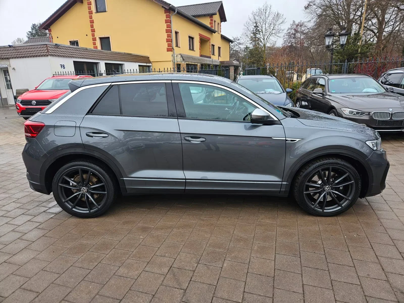 Volkswagen T-Roc - миниатюра 2