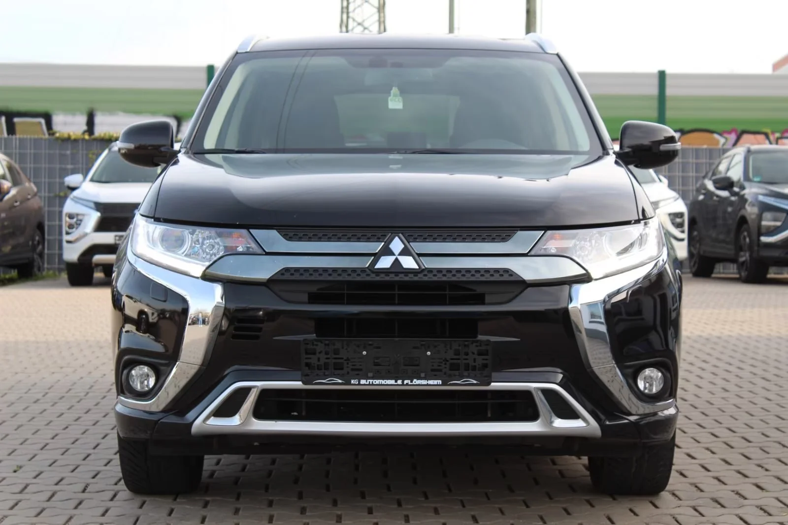 Mitsubishi Outlander - изображение 1