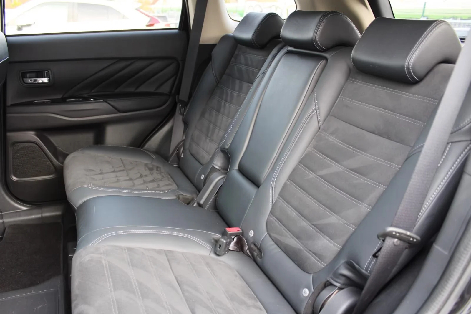 Mitsubishi Outlander - миниатюра 9