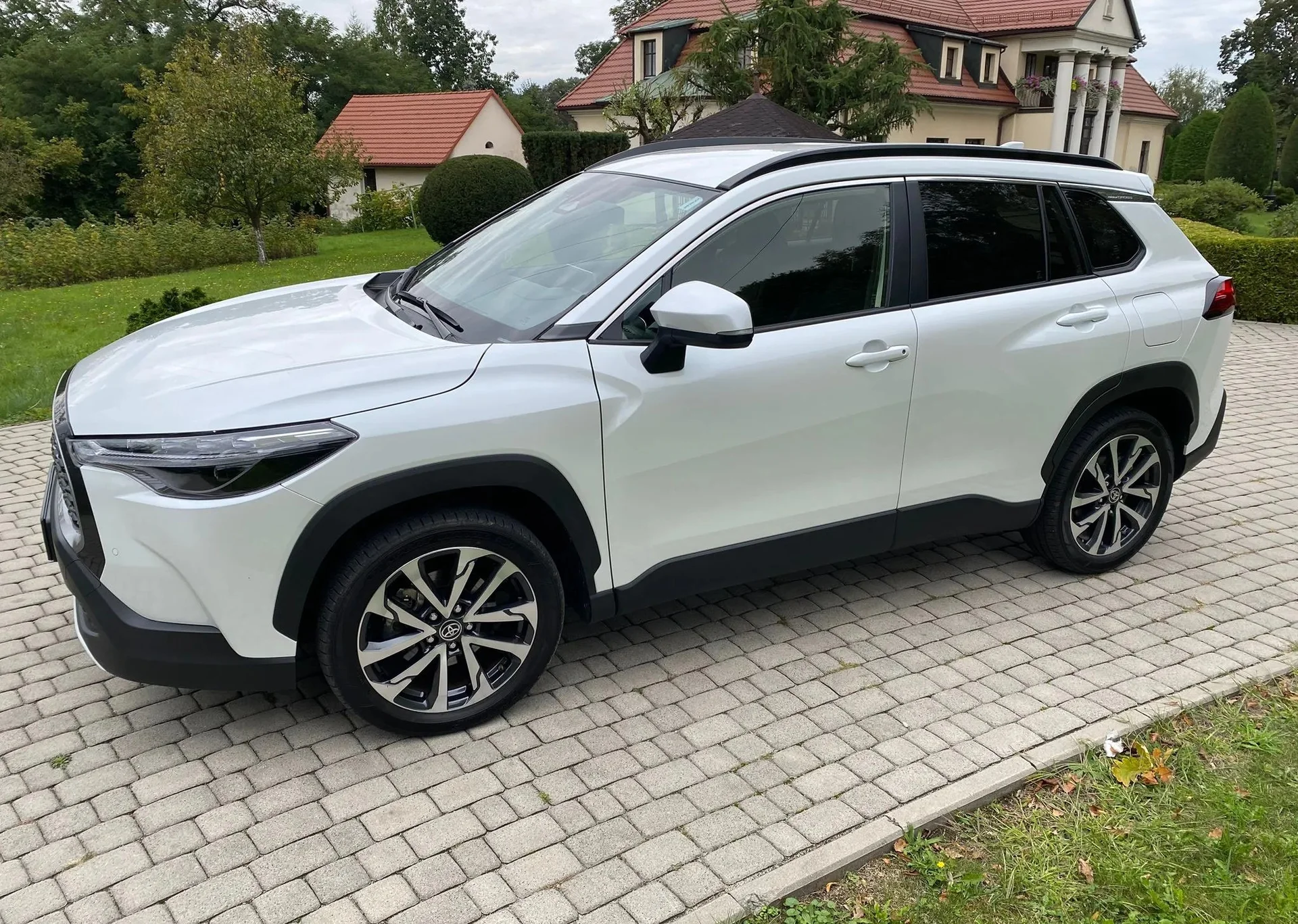 Toyota Corolla Cross - миниатюра 3
