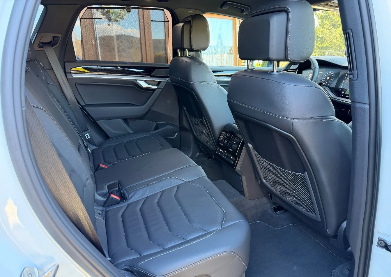 Volkswagen Touareg - миниатюра 8