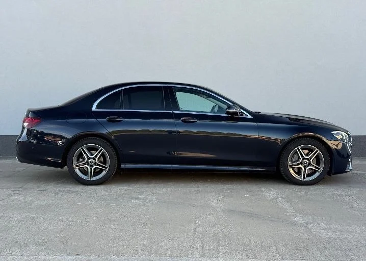 Mercedes-Benz E 220 d - миниатюра 2