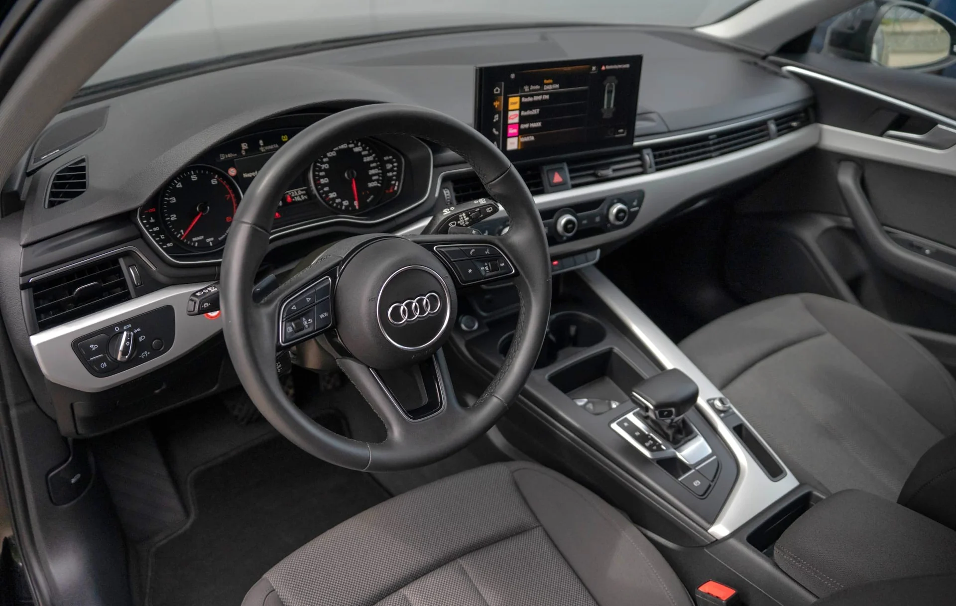 Audi A4 Avant - миниатюра 7