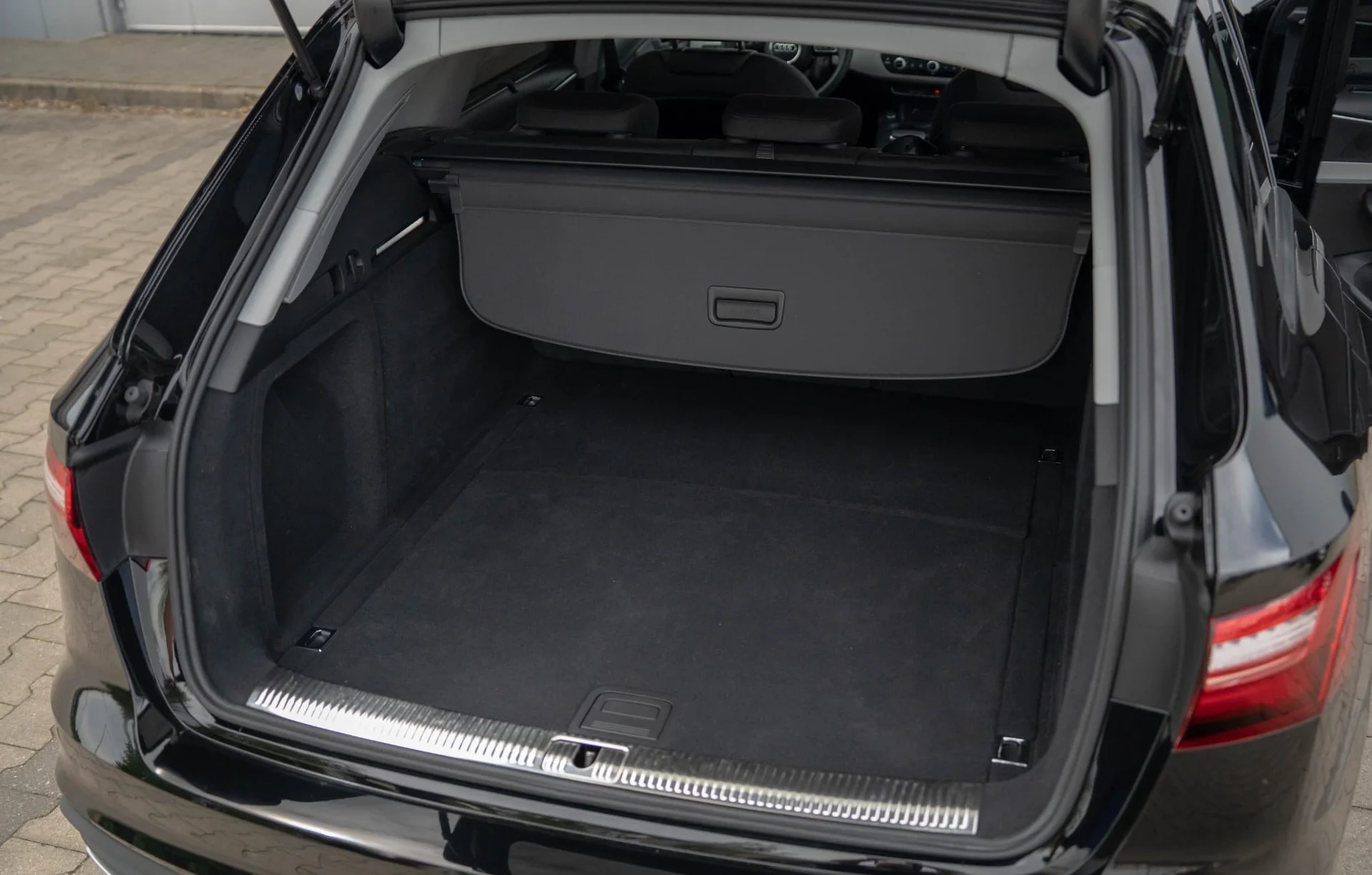 Audi A4 Avant - миниатюра 10