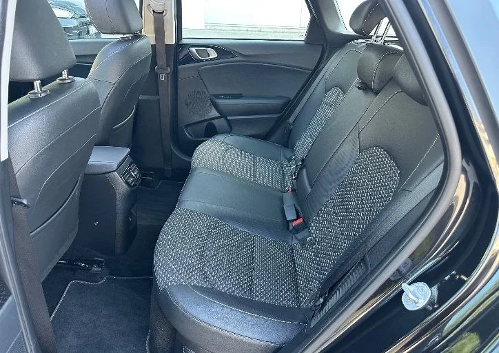 Kia Ceed - миниатюра 10