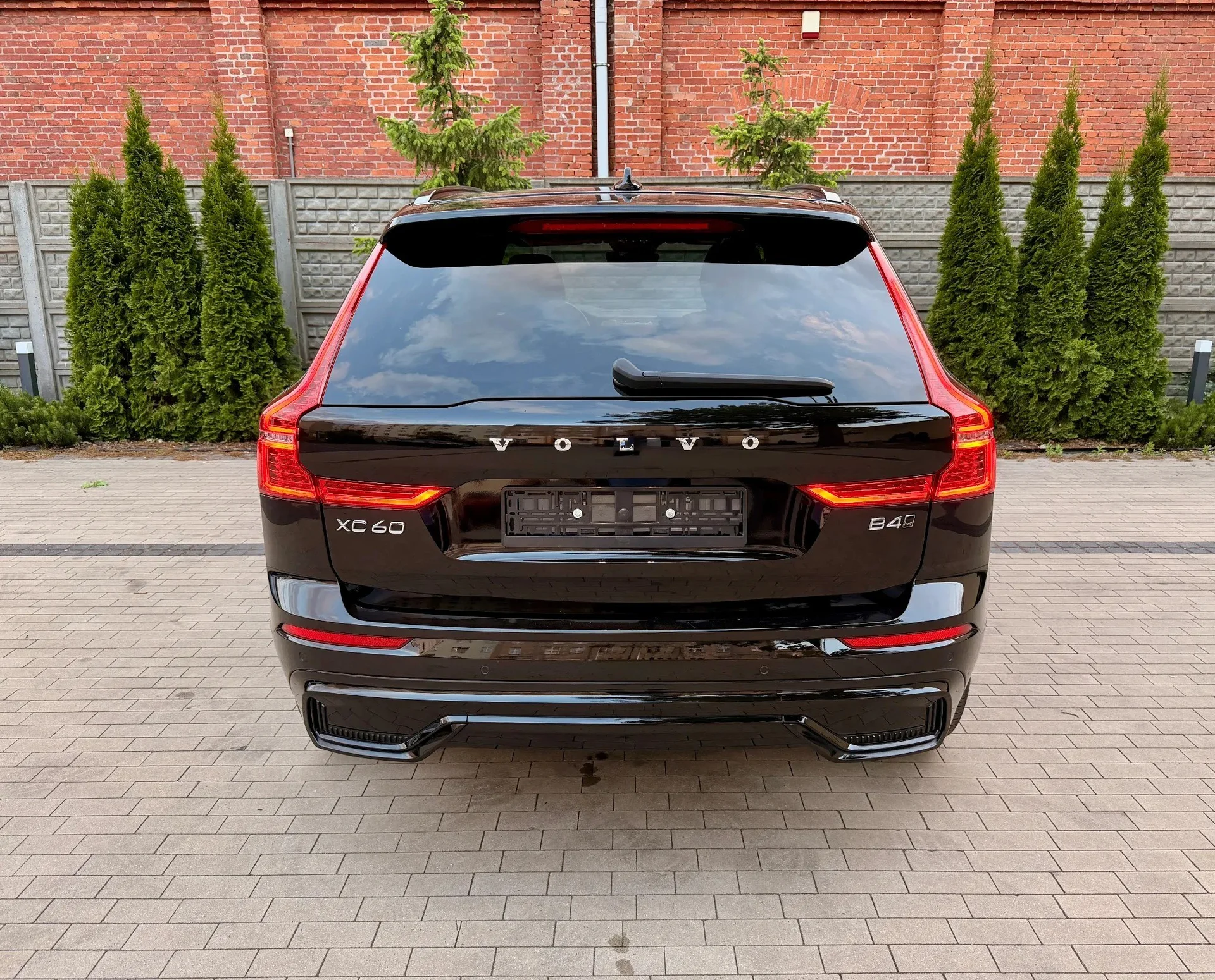 Volvo XC60 - миниатюра 4