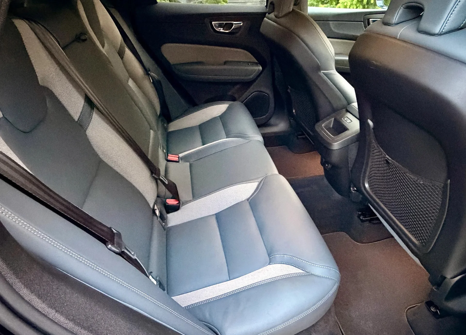Volvo XC60 - миниатюра 10