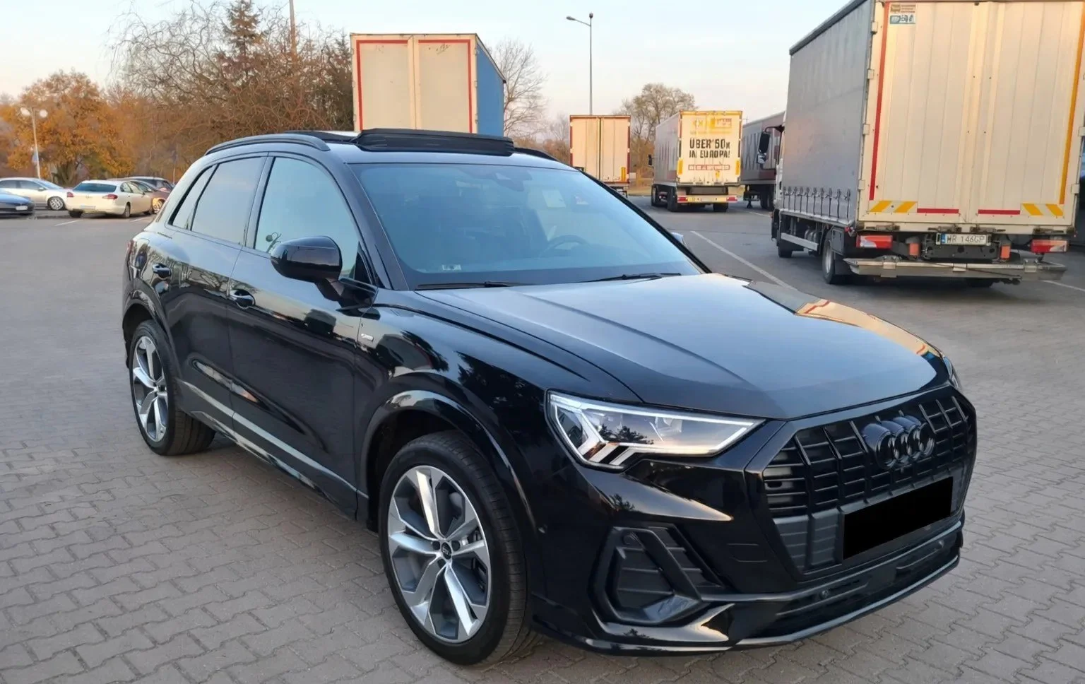 Audi Q3 - миниатюра 3