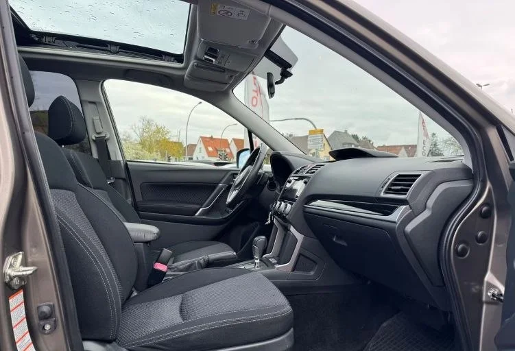 Subaru Forester - миниатюра 8
