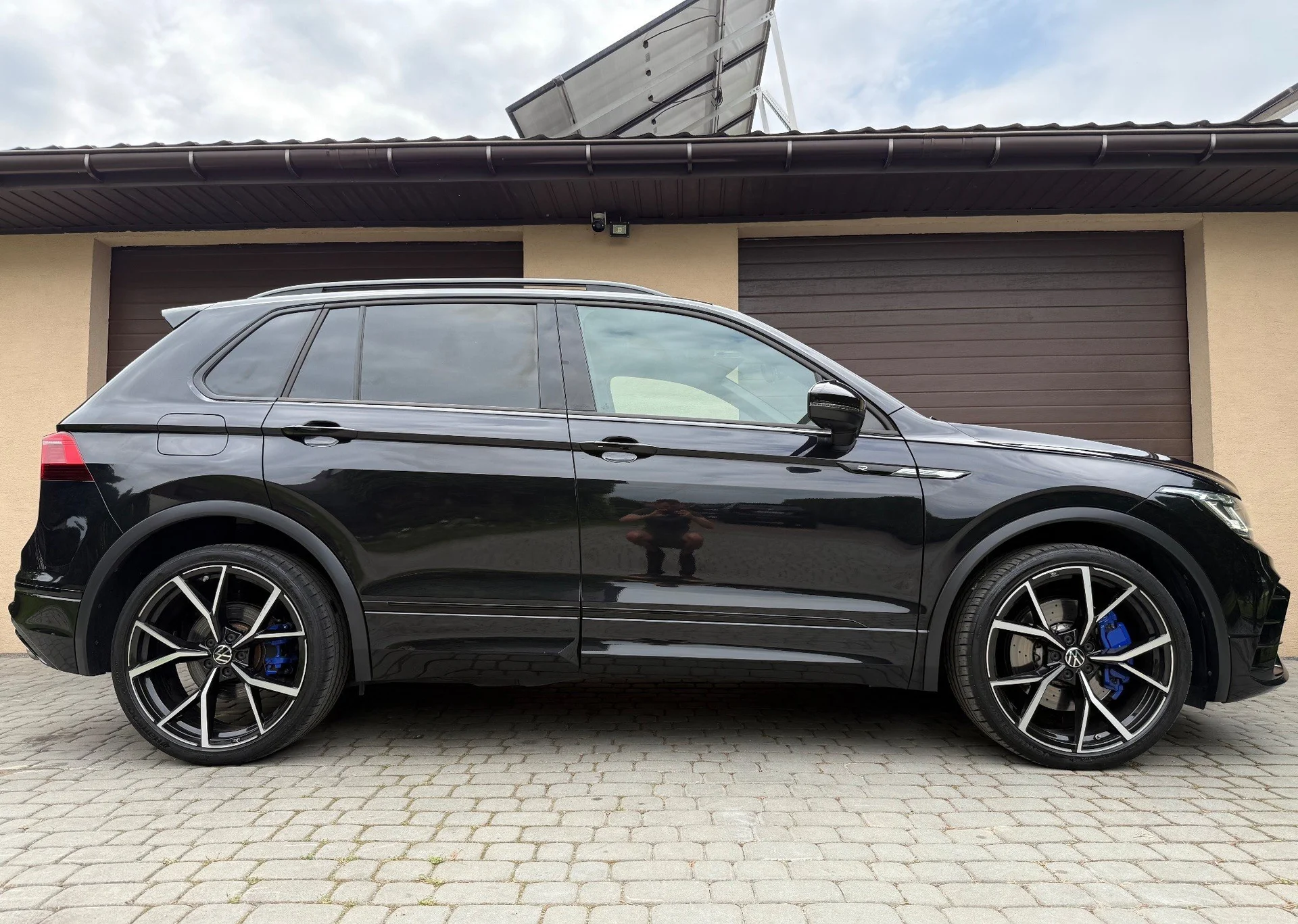 Volkswagen Tiguan - миниатюра 2