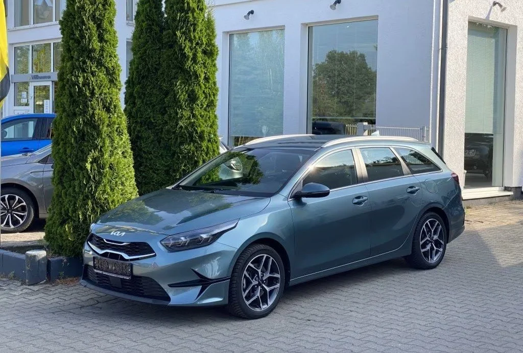 Kia Ceed - миниатюра 3