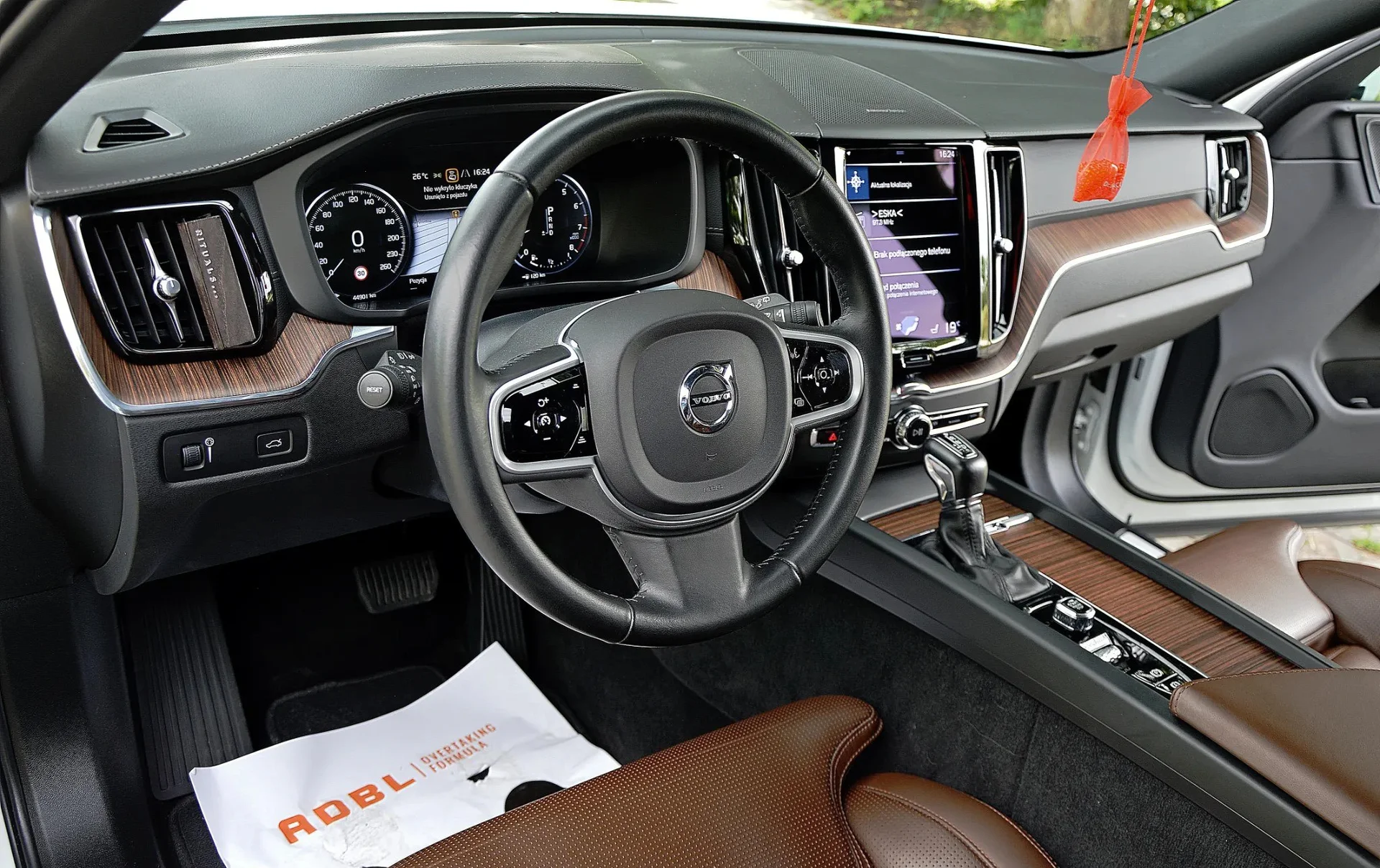 Volvo XC60 - миниатюра 7
